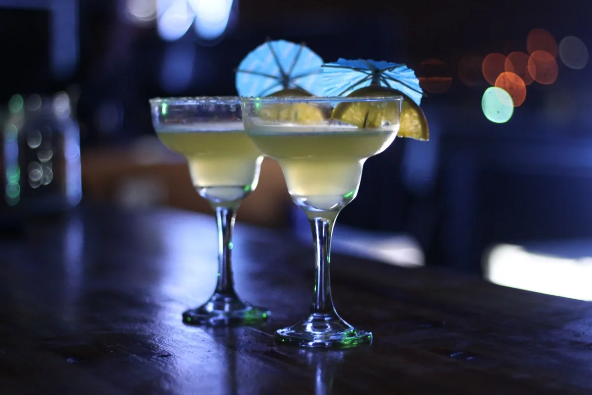 Un cocktail tropical — un paysage sénégalais.