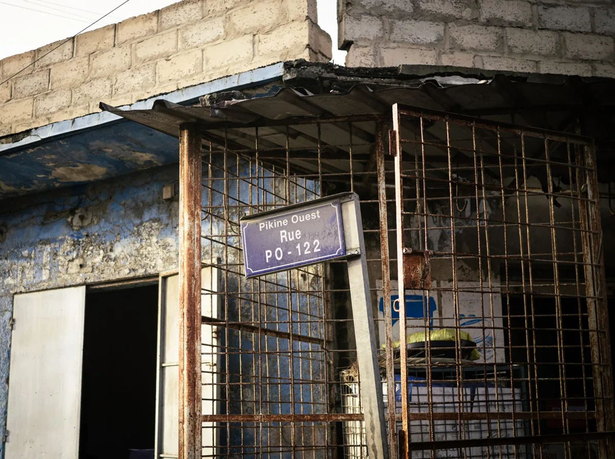 Une école — la ville de Dakar.
