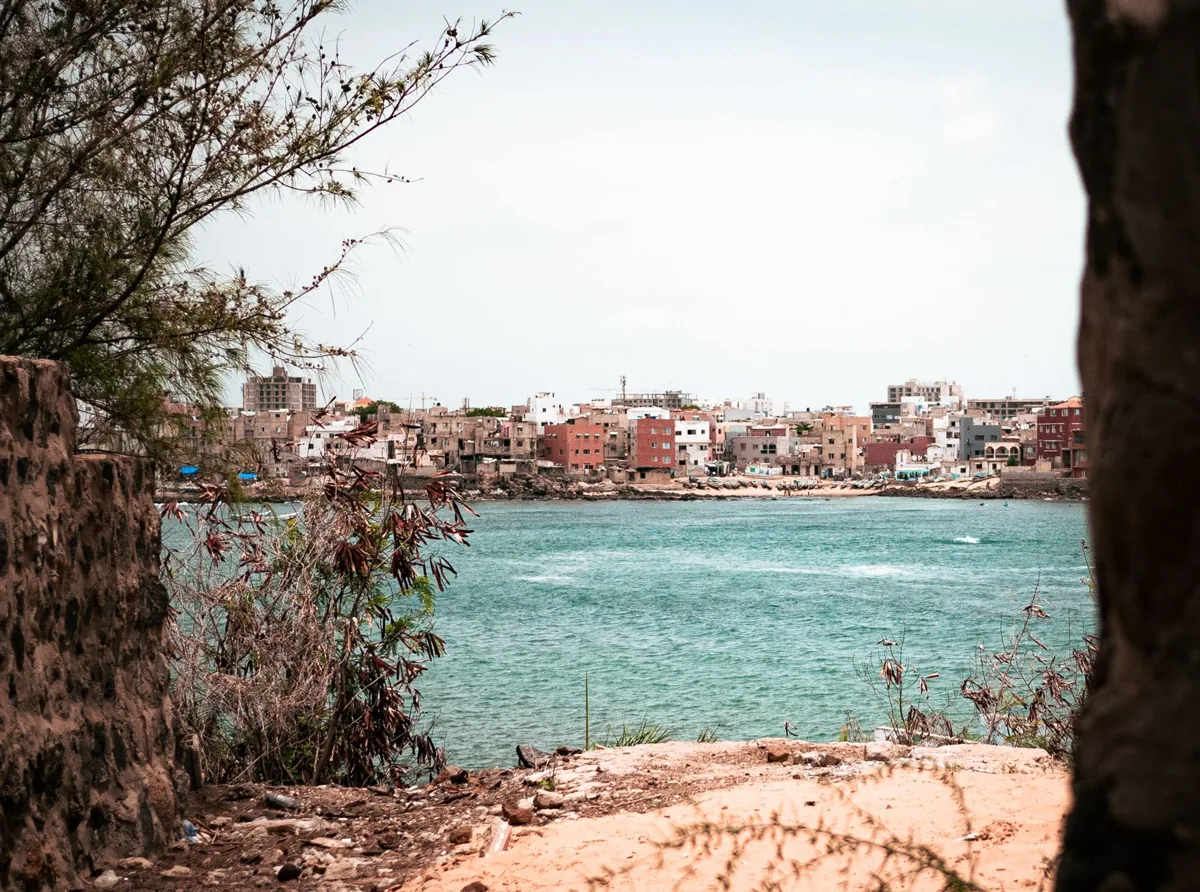 Une plage du littoral sénégalais — un paysage sénégalais.