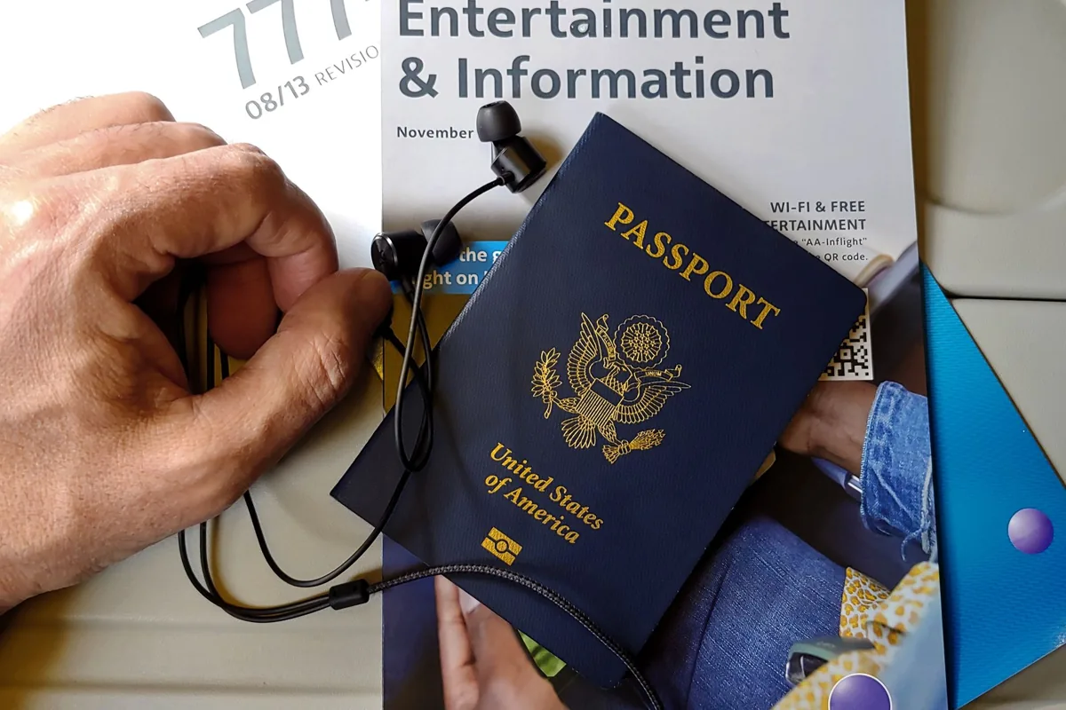 Un document de visa — un voyage en avion.